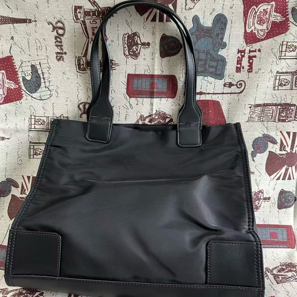 Tory Burch Women's Shoulder Bag - Picture 2 of 6